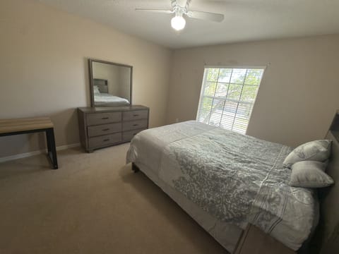 Room3Bed.2Bath