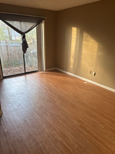 Private Room in 2Bed.1Bath