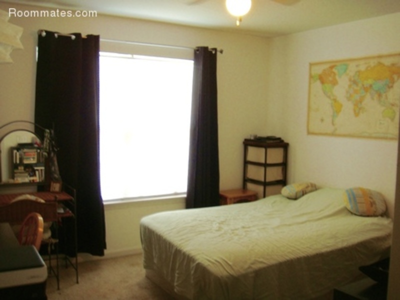 roommates in Jacksonville Great location! Quiet and Clean - cirtru.com