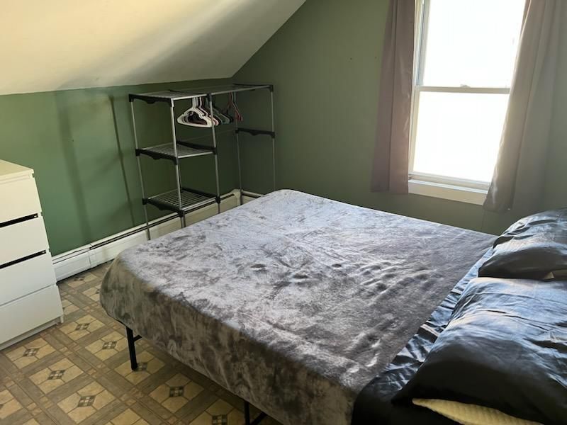 roommates in Fall River Room2Bed.2Bath - cirtru.com