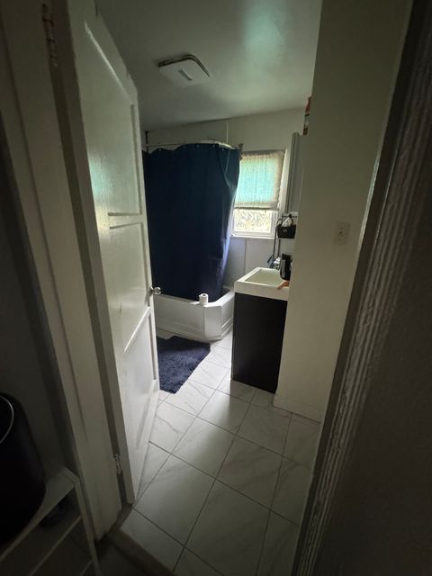 Shared Room in 4Bed.2Bath