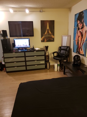 roommates in West Hollywood Private Room in 2Bed.1Bath - cirtru.com