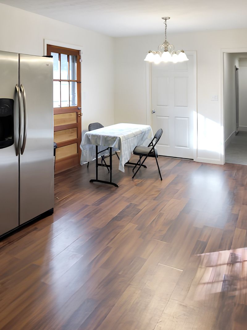 roommates in Undisclosed, Douglasville, GA 30135 Douglasville House with Dining area. Beautiful & newly-renovated (id. 2127) - cirtru.com