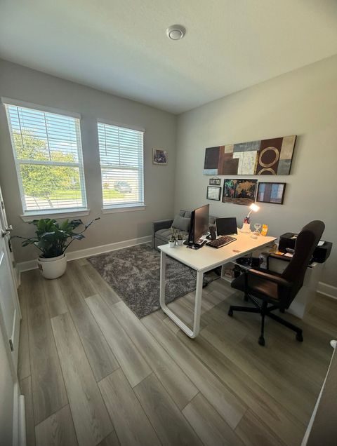 Private Room in 3Bed.1Bath