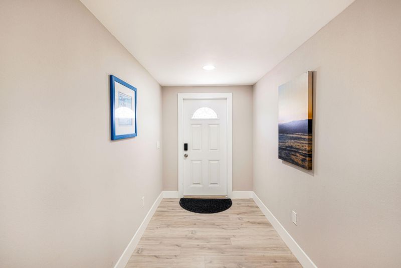 roommates in Undisclosed, Englewood, FL 34224 Englewood South Home fully remodeled with new appliances (id. 14755) - cirtru.com