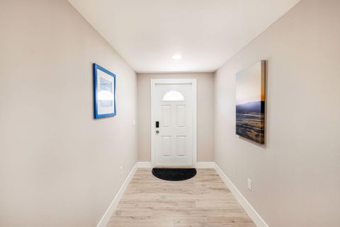 Englewood South Home fully remodeled with new appliances (id. 14755)