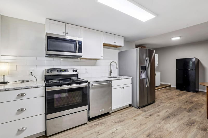 roommates in Undisclosed, Norcross, GA 30093 Newly Renovated Bright & Spacious Gwinnett Village Norcross Home  | No Move-In Fee  | Free Wi-Fi  | Monthly Cleaning  | Close  + Grocery  Nearby | Top Rated Host (id. 18412) - cirtru.com
