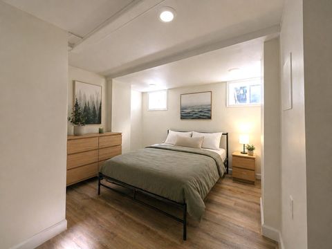 Live in North Philadelphia (id. 33837)