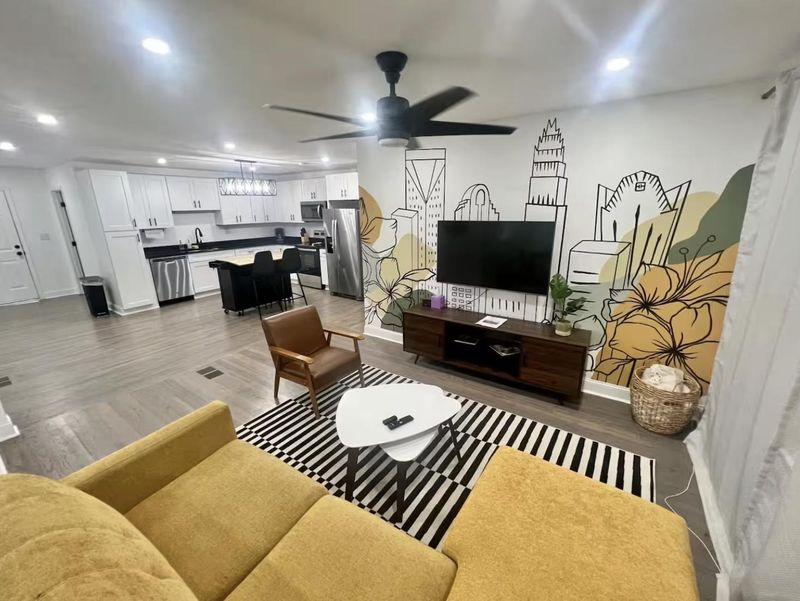 roommates in Undisclosed, Charlotte, NC 28206 Modern, Fully Furnished  Fast Wi-Fi  Prime Charlotte Location (id. 23524) - cirtru.com