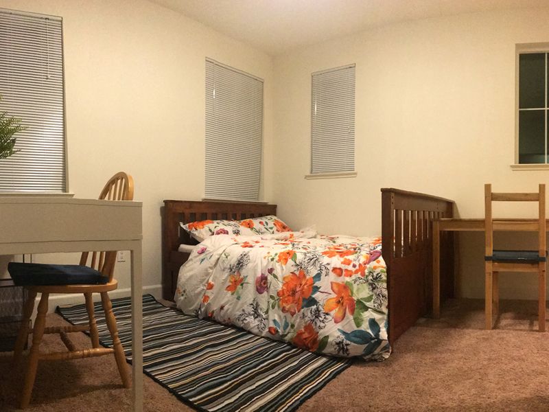 roommates in Newark Room1Bed.1Bath - cirtru.com