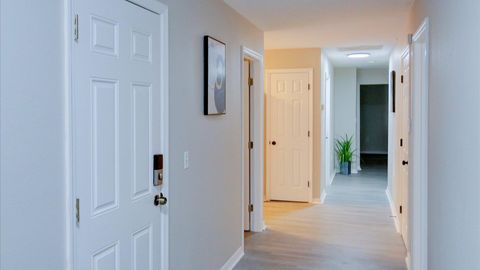 Modern Sarasota Living – Renovated Newton Home, Minutes from Downtown (id. 18755)