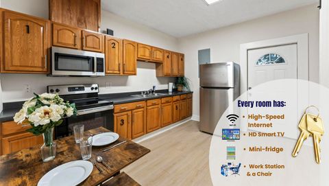 roommates in Undisclosed, Jacksonville, FL 32206 The Almond Home: Simple, Modern Living in Jacksonville! (id. 6180) - cirtru.com
