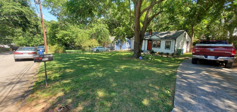 ALL UTILITIES INCLUDED IN RENT