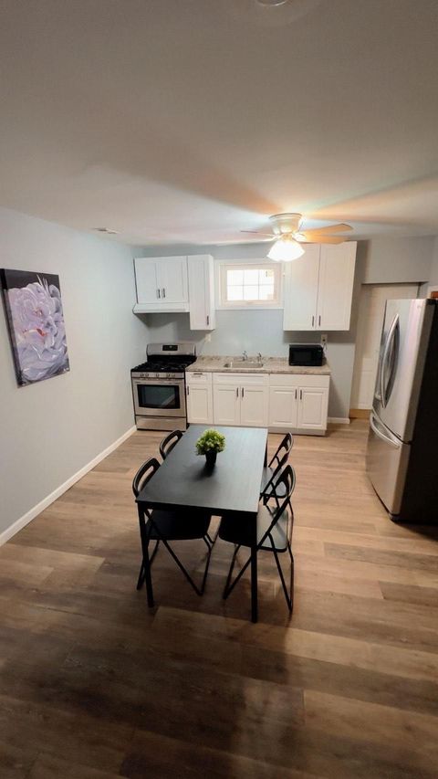 Private Room w/ Mini Fridge – Available Now!  All Utilities Included   Clean, Quiet & Move-In Ready (id. 9174)