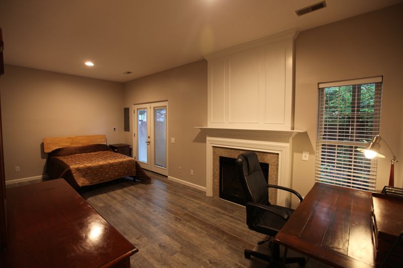 roommates in Sterling Private Room in 1Bed.1Bath - cirtru.com