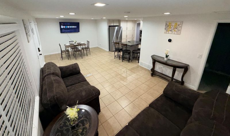 roommates in Undisclosed, Commerce City, CO 80022 Experience elevated living in beautifully renovated & spacious home, fast access to any amenities. (id. 31729) - cirtru.com