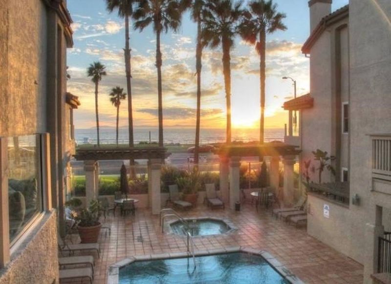 roommates in Huntington Beach Private Room in 2Bed.2.5Bath - cirtru.com