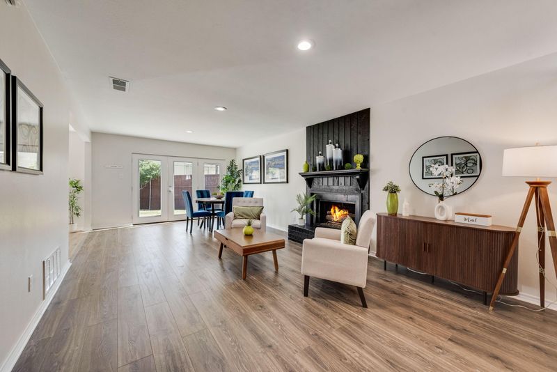 roommates in Undisclosed, Plano, TX 75093 EV-Friendly  Home Near Legacy West & Frisco | Fiber Internet | TVs in Every Room | Walk to Dining, Shops & Transit (id. 30517) - cirtru.com