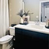 Modern & newly-renovated Phoenix House with Television (id. 9060)
