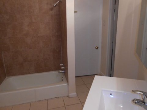 roommates in Chicago Entire Place 1Bed.1Bath - cirtru.com