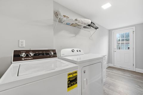 roommates in Undisclosed, Atlanta, GA 30314 Modern Luxury Meets Space in English Ave–Vine City (id. 29430) - cirtru.com