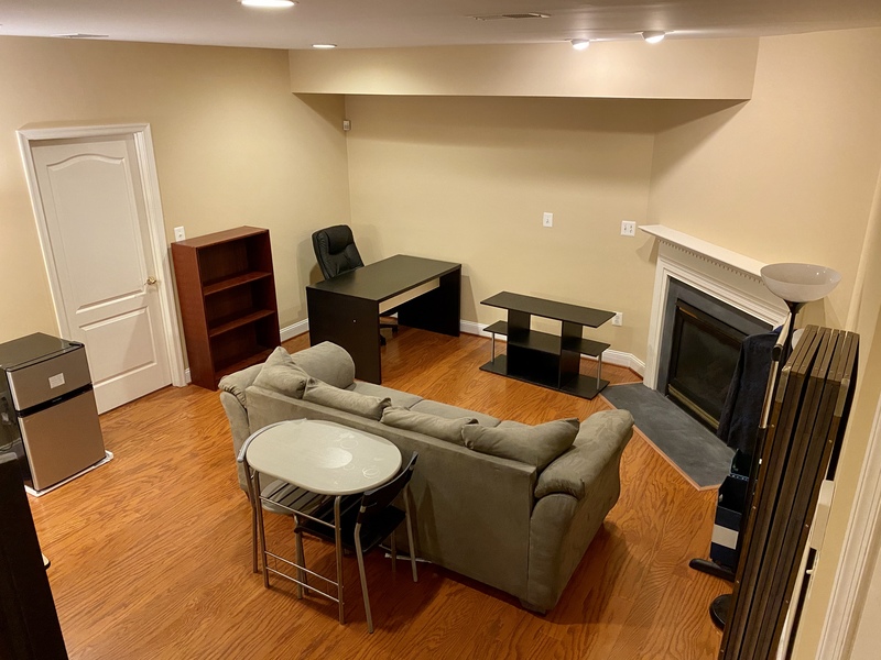 roommates in Oakton Private Room in 1Bed.1Bath - cirtru.com