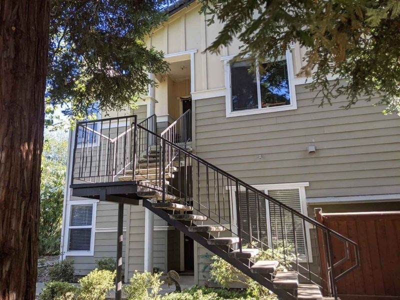 roommates in Folsom Private Room in 2Bed.2Bath - cirtru.com