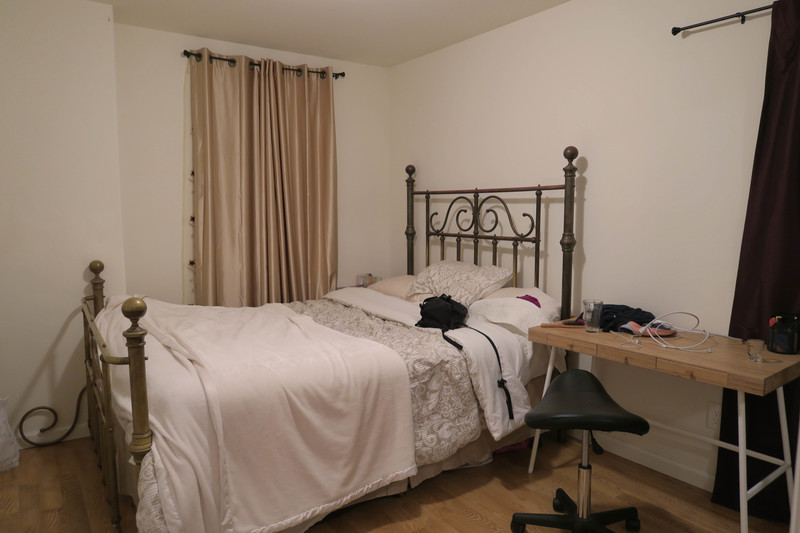 OFFER: 1 bedroom in 3 bed/2.5 bath