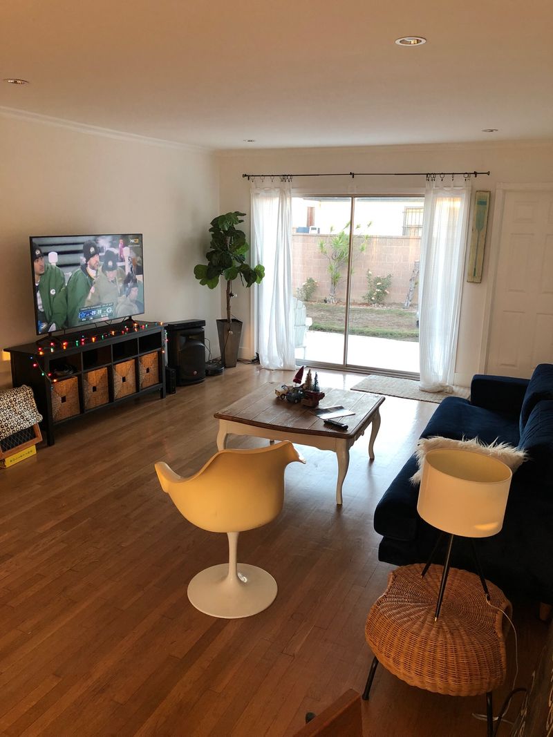 roommates in Gardena Private Room in 3Bed.2Bath - cirtru.com