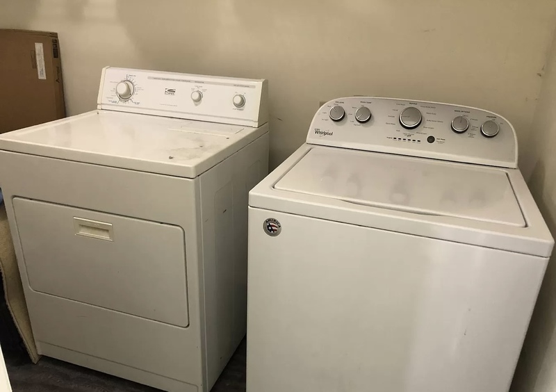 Private Room in 2Bed.1Bath