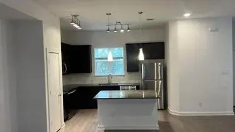 Newly Mordern listing in Leander, TX (id. 14408)