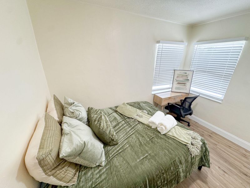 roommates in Undisclosed, St. Petersburg, FL 33710 Beautiful 2 beds 1 bath between downtown St. Pete and the Treasure Island Beach!!! (id. 16693) - cirtru.com
