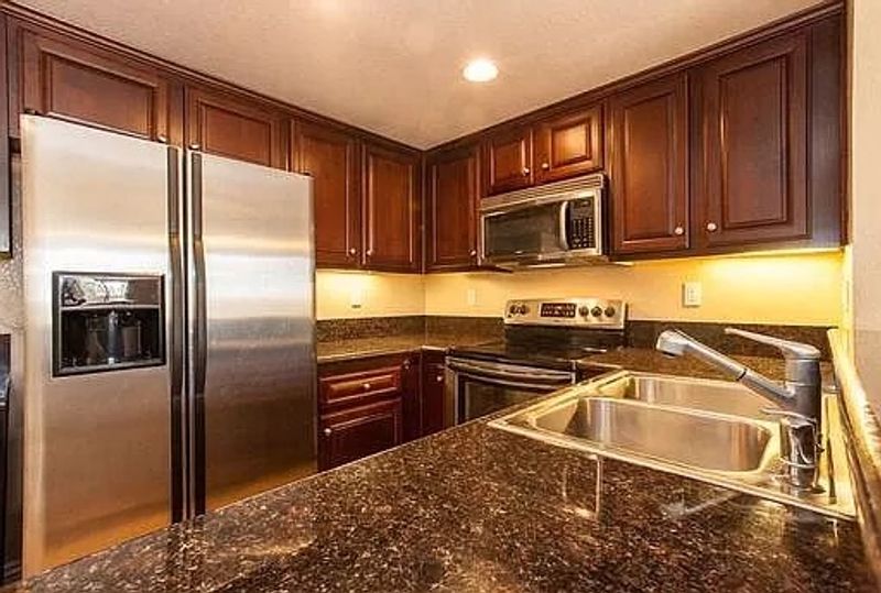 roommates in San Diego Entire Place 1Bed.1Bath - cirtru.com