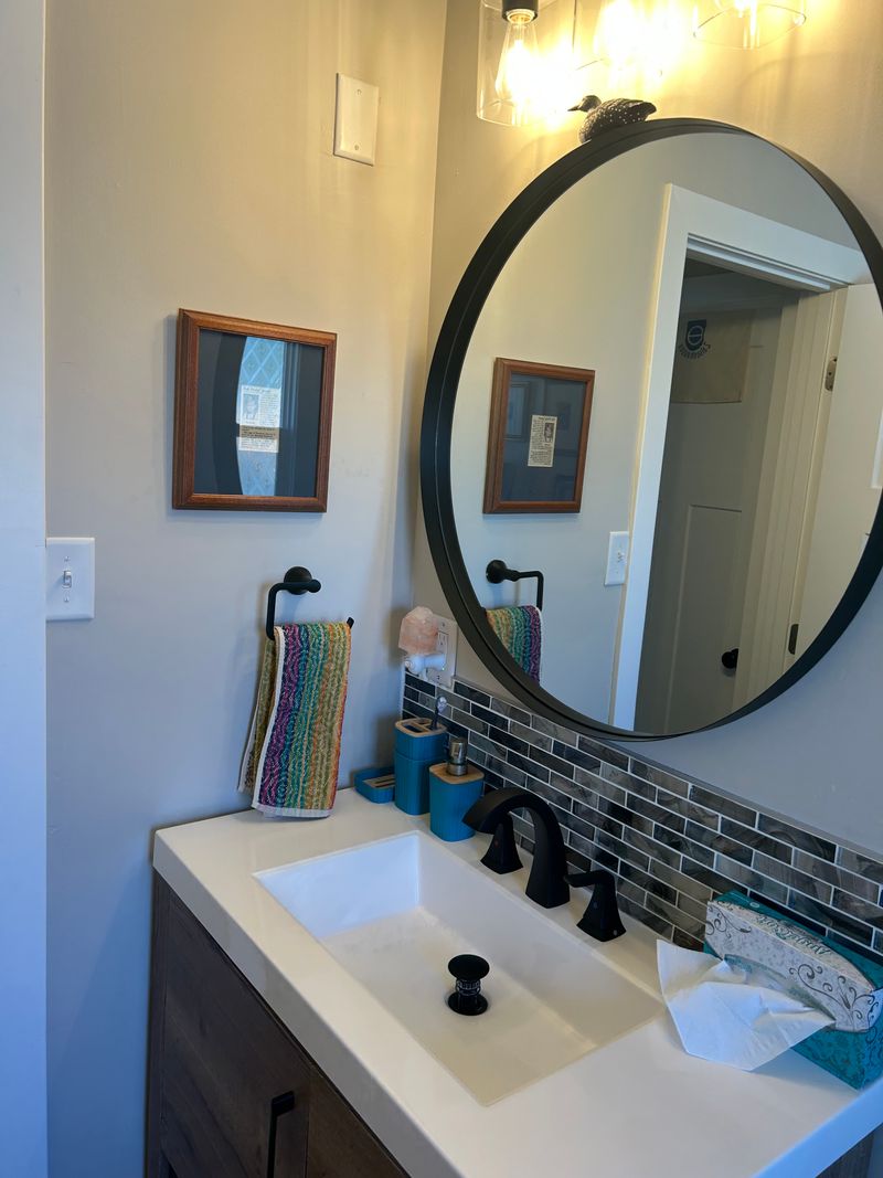 roommates in Saint Paul Private Room in 5Bed.3Bath - cirtru.com
