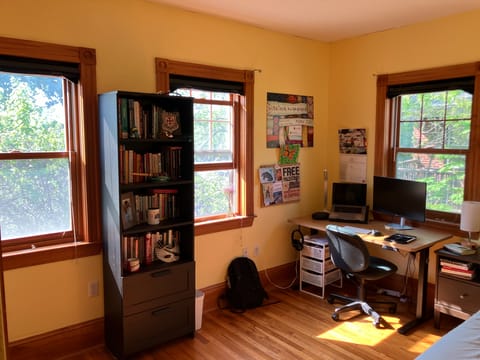 Shared Room in 4Bed.2Bath