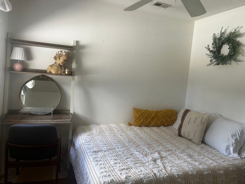 roommates in Carlsbad Private Room in 4Bed.2.5Bath - cirtru.com
