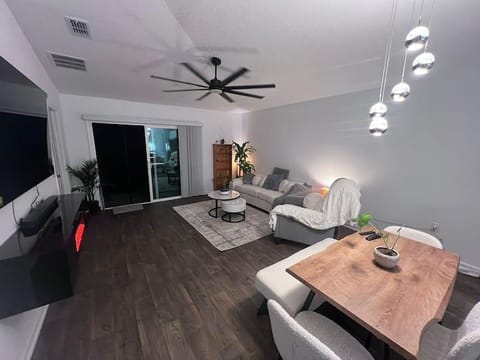 Live in Seminole Woods (id. 34972)