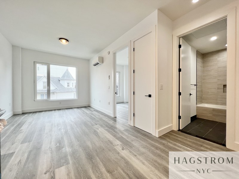 roommates in New York City Entire Place 1Bed.1Bath - cirtru.com