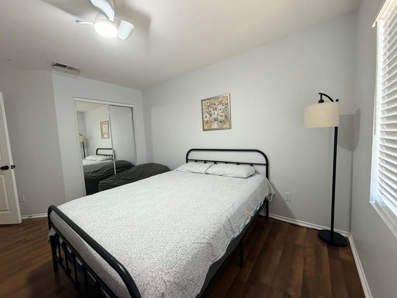 Private Room in 2Bed.1Bath
