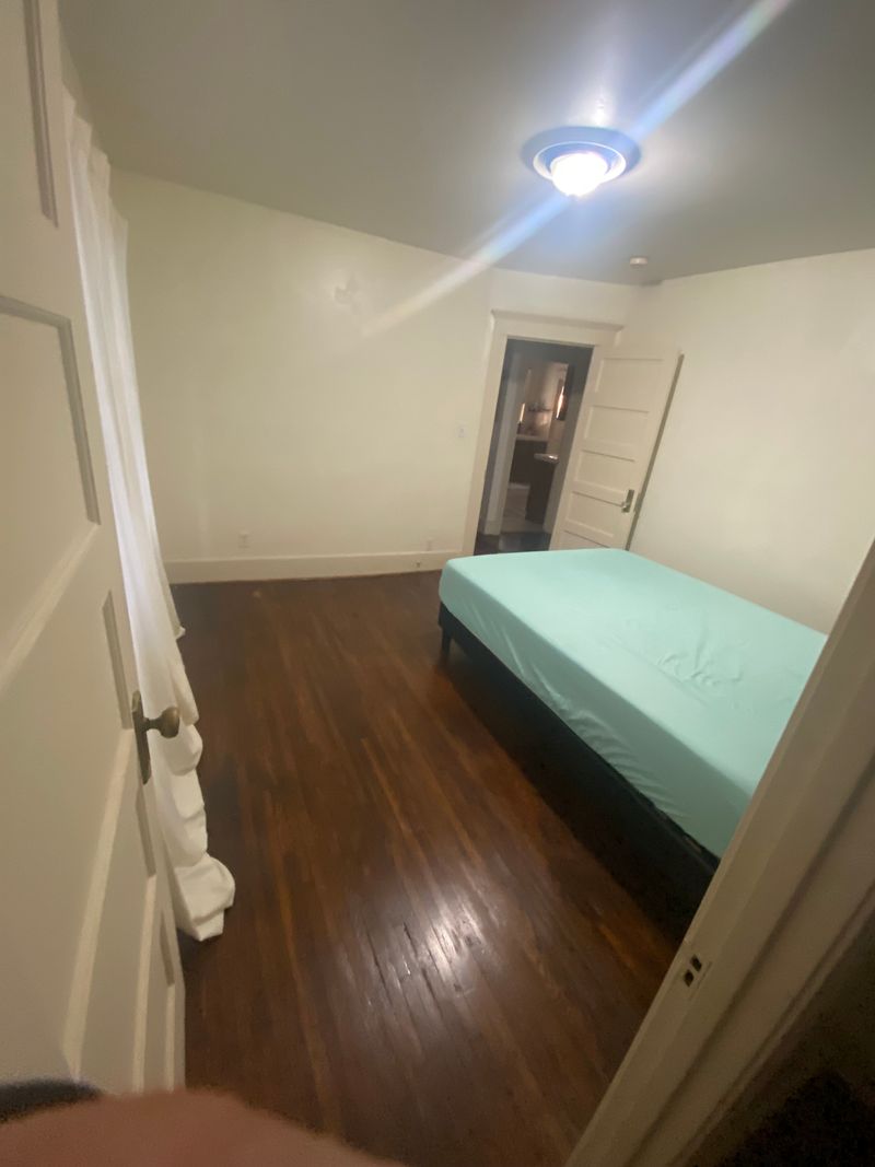 roommates in Los Angeles Private Room in 4Bed.2Bath - cirtru.com