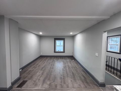 Entire Place 3Bed.1Bath