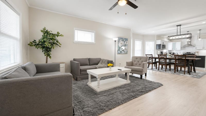 roommates in Undisclosed, Cleveland, OH 44109 Live in Clark - Fulton, a 4 minute walk to transit stop Storer Av & w 41st St (id. 39918) - cirtru.com