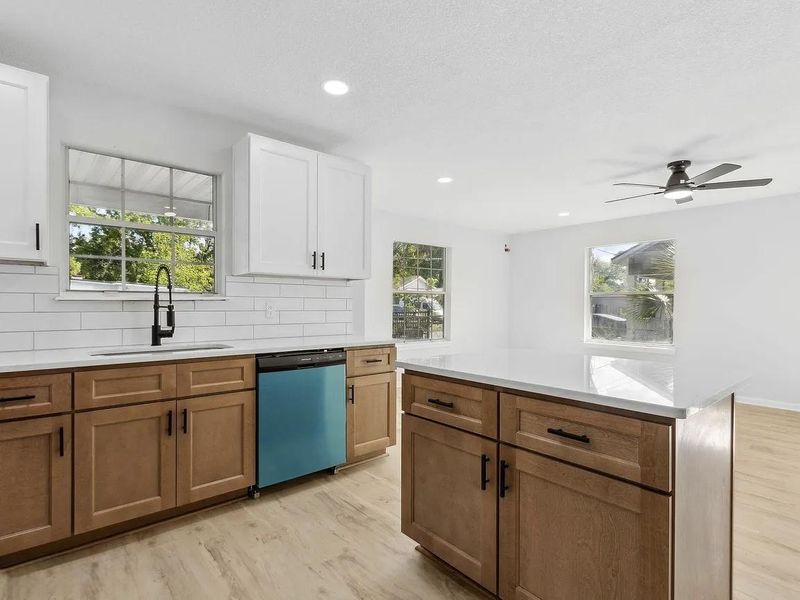 roommates in Undisclosed, Jacksonville, FL 32254 All-Inclusive Furnished Rooms – Clean, Quiet, Move-In Ready! (id. 28907) - cirtru.com