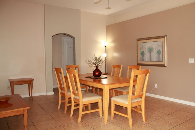 roommates in Undisclosed, Davenport, FL 33897 Spacious Home with Workspace, Private Pool Great Neighborhood (id. 14497) - cirtru.com