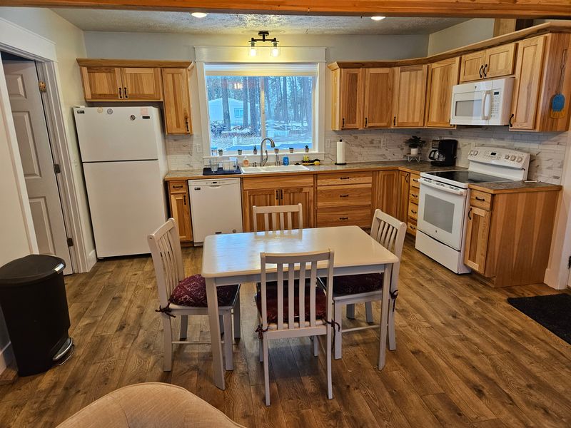roommates in Cheney Entire Place 1Bed.1Bath - cirtru.com