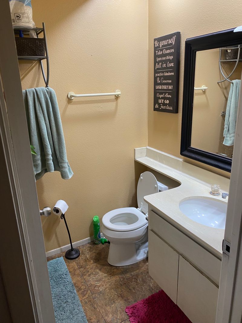 roommates in Placentia Room3Bed.2.5Bath - cirtru.com