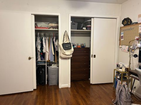 Private Room in 3Bed.1.5Bath