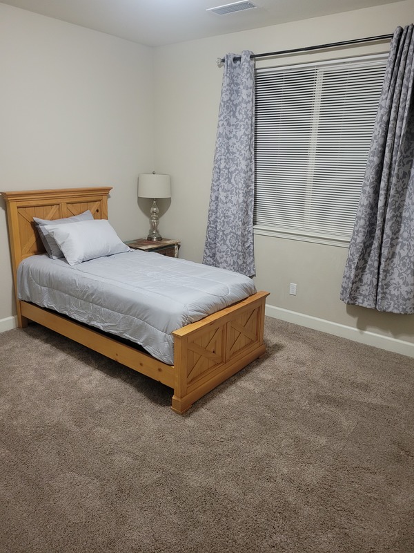 roommates in Sparks Shared Room in 3Bed.3Bath - cirtru.com