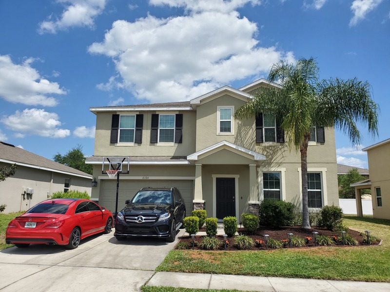 roommates in Zephyrhills Private Bedroom with living room - cirtru.com