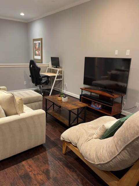 Entire Place 2Bed.2.5Bath
